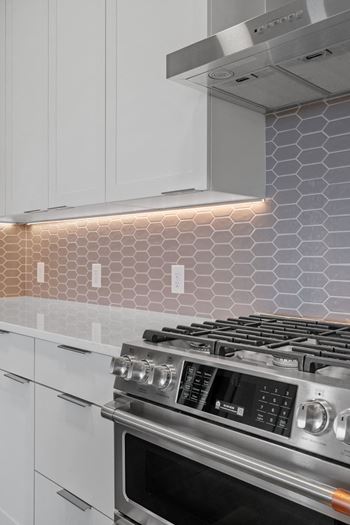 Kitchen backsplash tile
